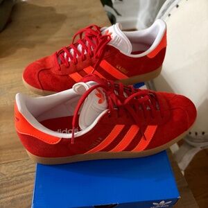 Adidas gazelle sneakers